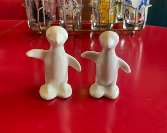 Harlequin (Fiesta) Imitator Animals - White PENGUINS - Pair (2)