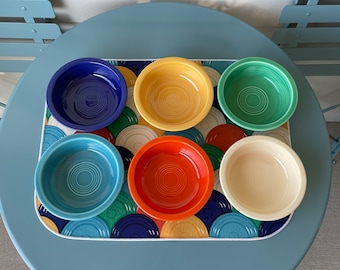 Vintage Fiesta (fiestaware) 1/2