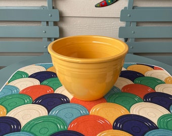 Vintage Fiesta (Fiestaware) #3 Nested Mixing Bowl - YELLOW - Inside Bottom Rings