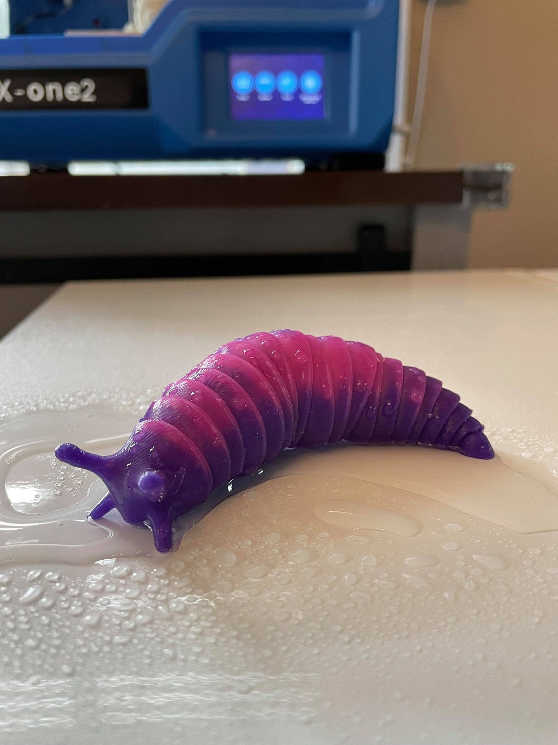 articulated slug fidget
