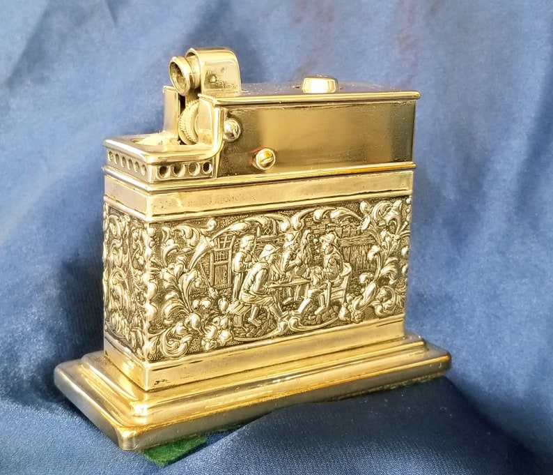 Art Deco Lighter 1915. MYLFLAM ENGRAVING TAVERN Silver Plate Cigarette