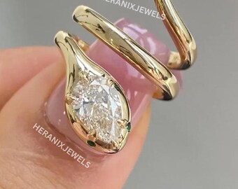 Anillo de serpiente con moissanita en forma de pera de oro macizo de 18k – Joyería gótica con forma de víbora.