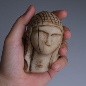 Venus of brassempouy - Etsy 日本