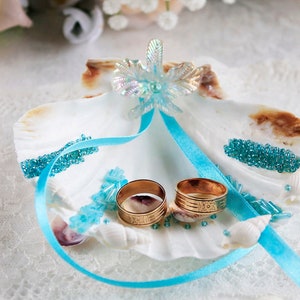 Coastal Wedding Seashell Ring Holder, Turquoise Ring Bearer Shell, Exotic Wedding Ring Bearer, Beach Ring Pillow, Natural Shell Ring Holder