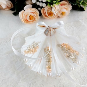 Beach Wedding Seashell Ring Holder, Coastal Ring Bearer, Nautical Wedding Ring Bearer, Natural Seashell Ring Holder, Beach Wedding Decor