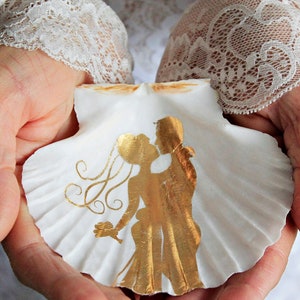 Gold Beach Wedding Seashell Ring Holder, Bride & Groom Ring Bearer Shell, Coastal Wedding Ring Dish, Nautical Ring Holder, Boho Beach Decor