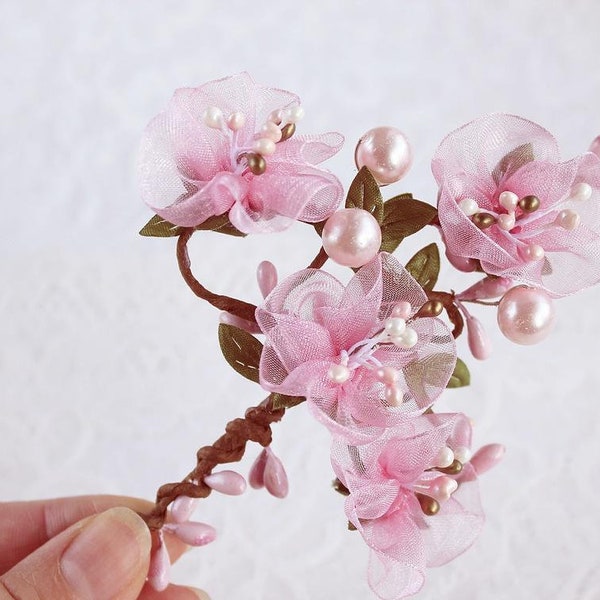 Boutonnière en fleurs de cerisier, boutonnière rose pour hommes, boutonnière de fleurs de bal, corsage de marié, boutonnière de mariage, boutonnière pour hommes cerises