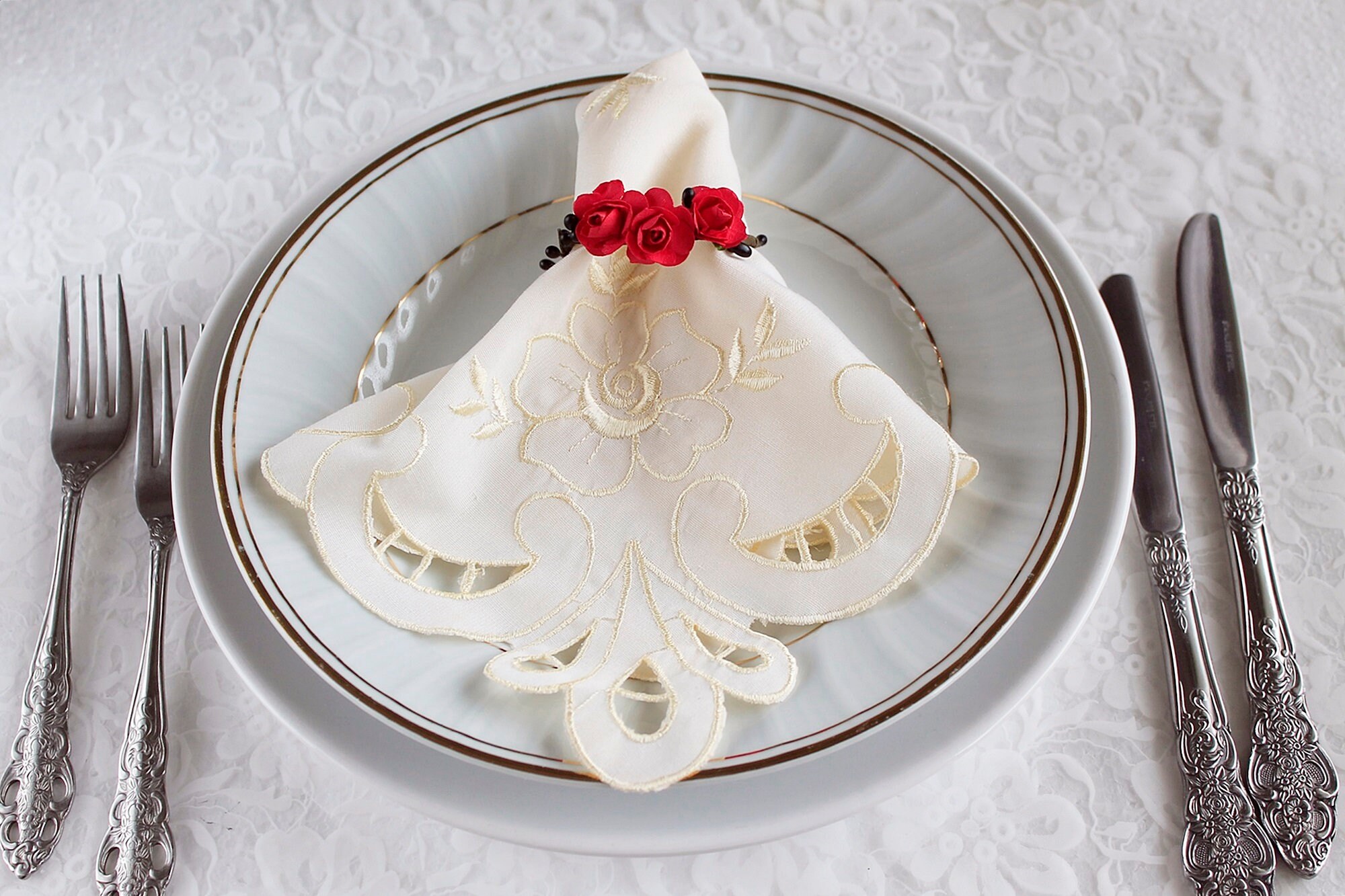 Davifina Rote Rose Serviettenringe Set 8er - Gold Serviettenhalter Für Hochzeit & Feiern