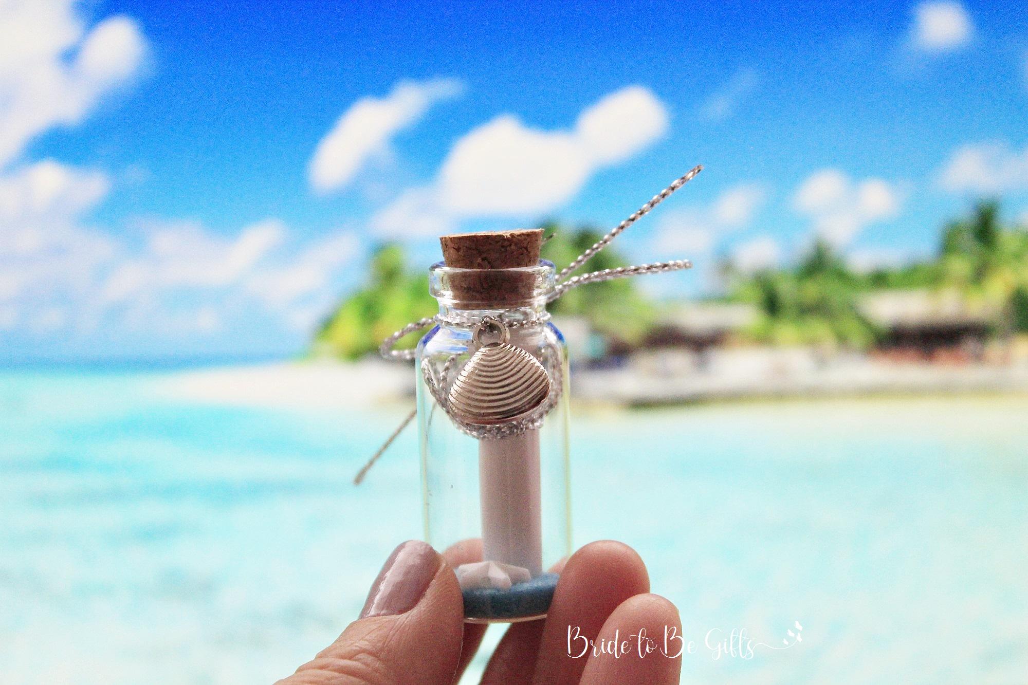 Beach Wedding Favor Message in a Bottle with Seashell Charm Beach Wedding Favor Message in a Bottle with Seashell Charm