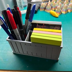 Mini Roll-off Dumpster 3D Gedruckter Schreibtisch Organizer - Modern und Funktional Bild 8