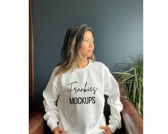 Gildan 18000 White Crewneck Mockup, Gildan Crewneck Mockup, Crewneck Mockup, Model Mockup, Gildan 18000 Mockup, Sweater mockup, White mockup