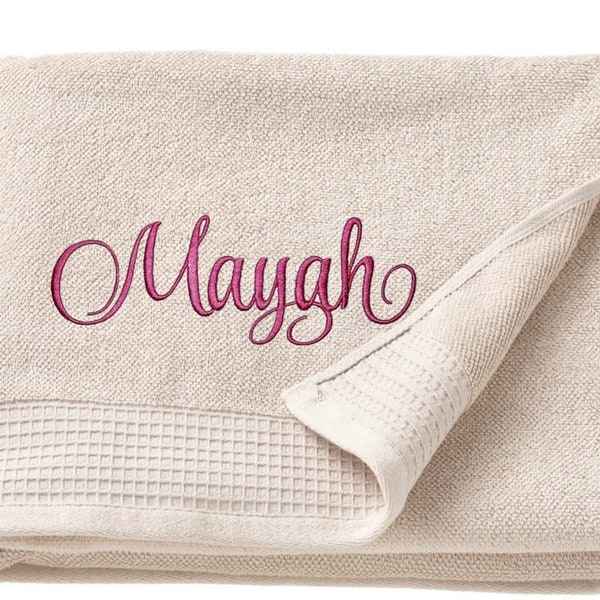 Personalized Towels, Bath towels, Monogram Bath Towel, Custom towel for kids, adults, Embroidered Towel, Personalized beach towel, Gifts
