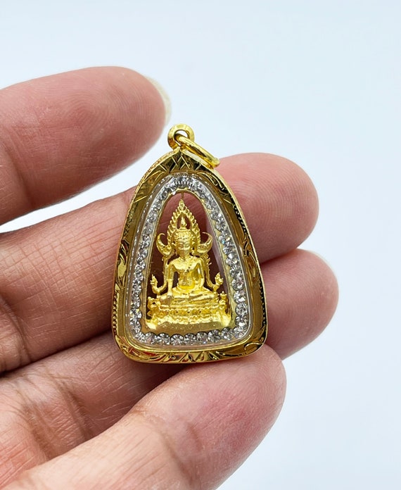 Phra Phuttha Chinnarat Gold Pendant Charm Thai Buddha Amulet With