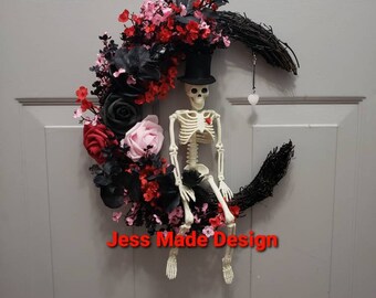 Gothic Valentine's Skull Wreath: Black Floral Skeleton Decor (14")