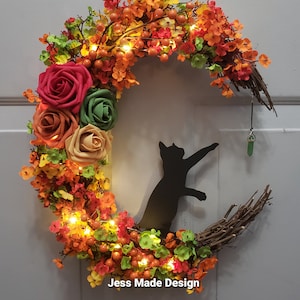 Fall moon wreath, Kitty moon wreath, Crescent moon wreath, Black cat wreath, Fall wreath, Fall wall decor, Halloween wreath 14"