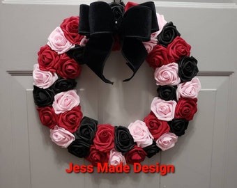 Gothic Valentine's Day Rose Wreath: Latex Foam, Velvet Bow
