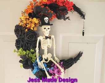 Skeleton Moon Wreath, Gothic Skull Wall Decor, Witchy Home Decor, 14"