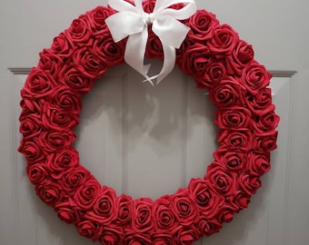 Red Rose Door Wreath: Farmhouse Valentine's Day Decor