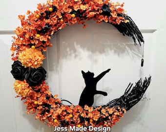 Crescent Moon Cat Wreath: Gothic Halloween Decor with Orange Fairy Lights