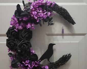 Crow door wreath, Raven wreath, Halloween wreath, Purple gothic wreath, Crescent moon wreath, Raven wall decor, Crow wall art, 14"
