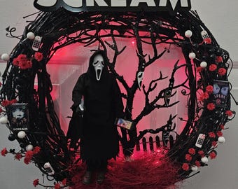 Scream Horror Wreath. Ghostface Door Decor. Scary Movie Art. 14"