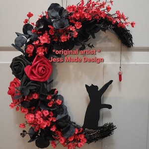 Cat moon wreath. Red and black moon wreath. Black cat decor. Halloween door decor. Crystal moon wreath. Witchy wall art. Gothic gift 14"