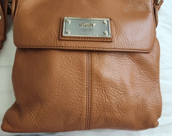 Vtg DKNY Pebble  Leather Crossbody Bag- Carmel