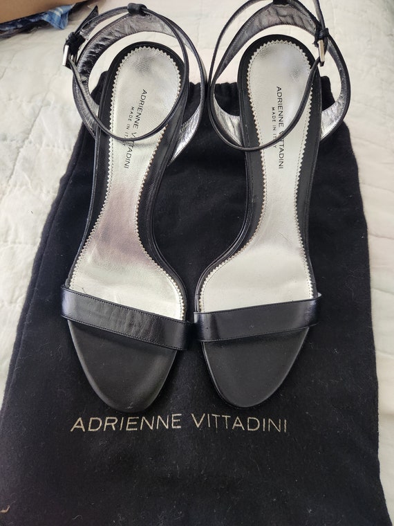 NWOT Adrienne Vittadini Arabella Black High Heel S