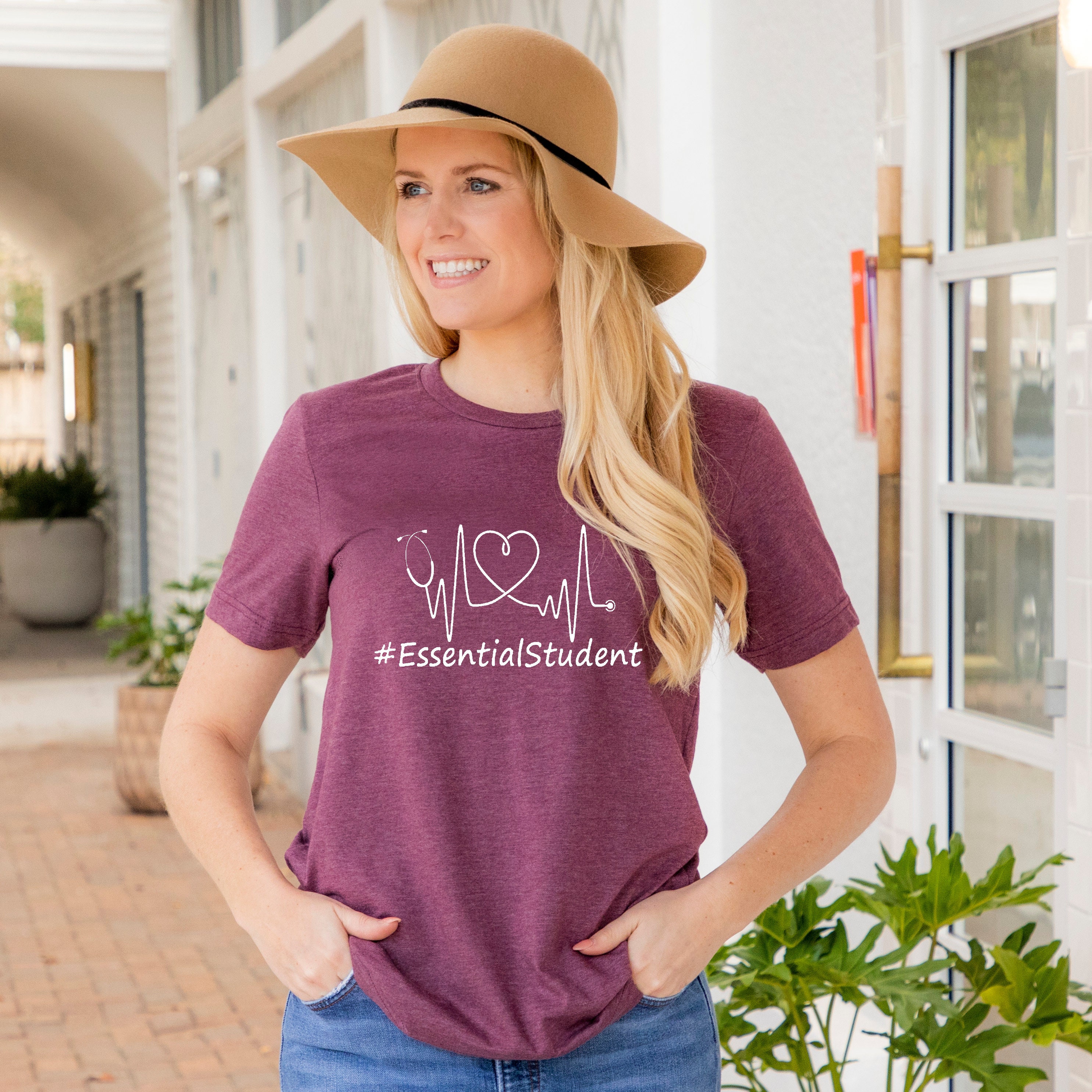 Essential Student Shirt Future Nurse 