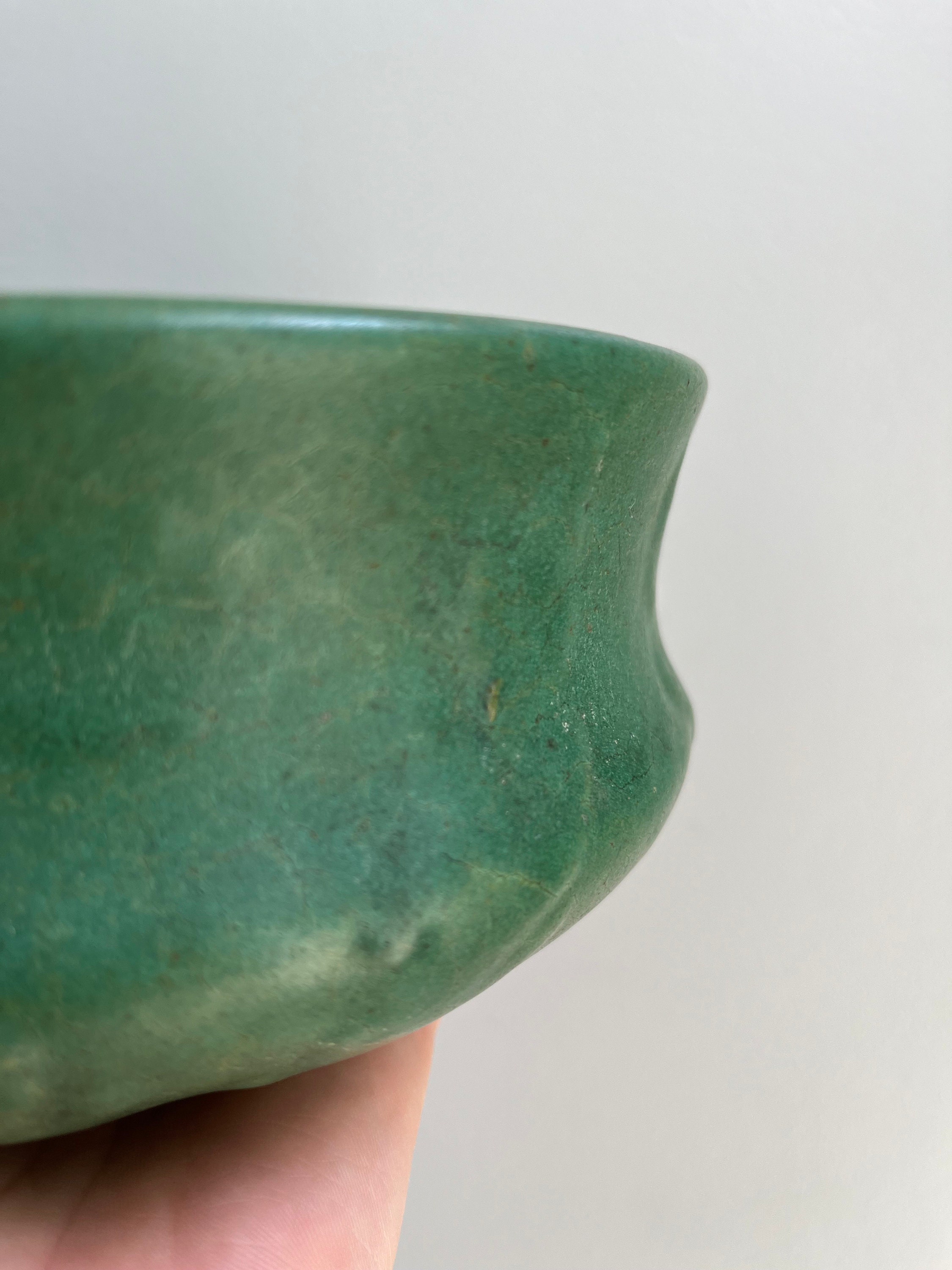 Matte / Cucumber Green Zanesville USA American Arts & Crafts Pottery