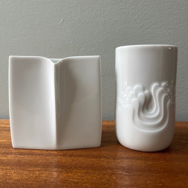 Wolf Karnagel 'Owl' & Tapio Wirkkala 'Blütenfest' Modernist Op Art Bisque Porcelain Vases for Thomas / Rosenthal