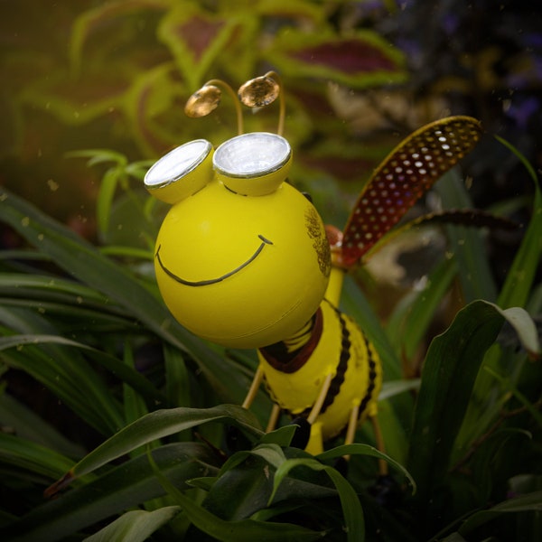 Whimsical Garden Decor Solar Bumble Bee  - Unique Metal Yard Art - Garden Stake Lights - Perfect Christmas Gift