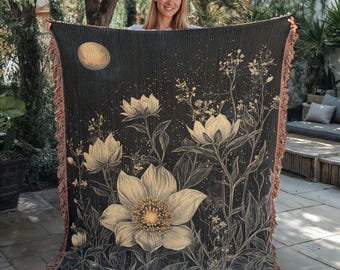 Dunkel geblümte gewebte Decke, Cottagecore Mond Decke, botanische Wandbehang, witchy Blumendekor, dunkle Academia werfen, Wildblumen Geschenk