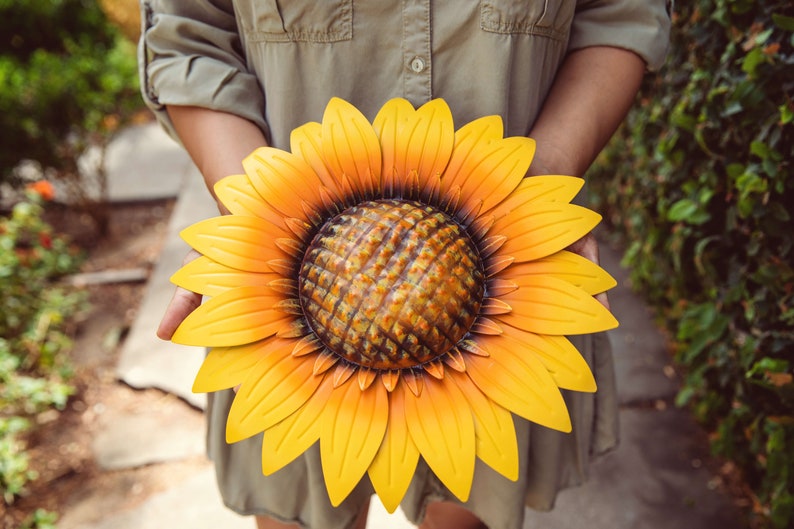 Metal Sunflower - Outdoor Wall Art for Home, Garden, Office, Indoor, and Living Room 