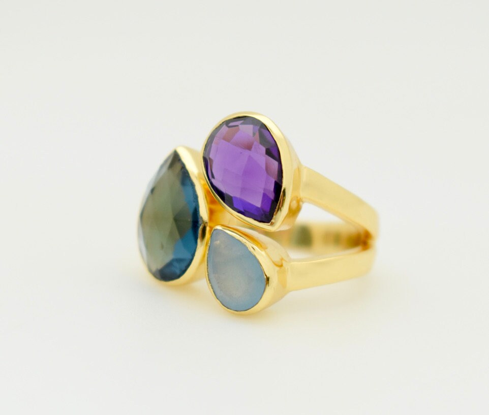 Gold-plated Genuine Ring Rose Quartz, Rainbow Moonstone, Labradorite, Chalcedony Gold-plated Genuine Ring Rose Quartz, Rainbow Moonstone, Labradorite, Chalcedony