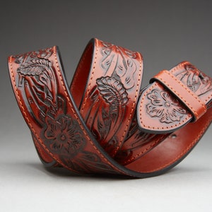 Ceinture en cuir floral repoussé à la main : Ceinture cavalière western marron vintage