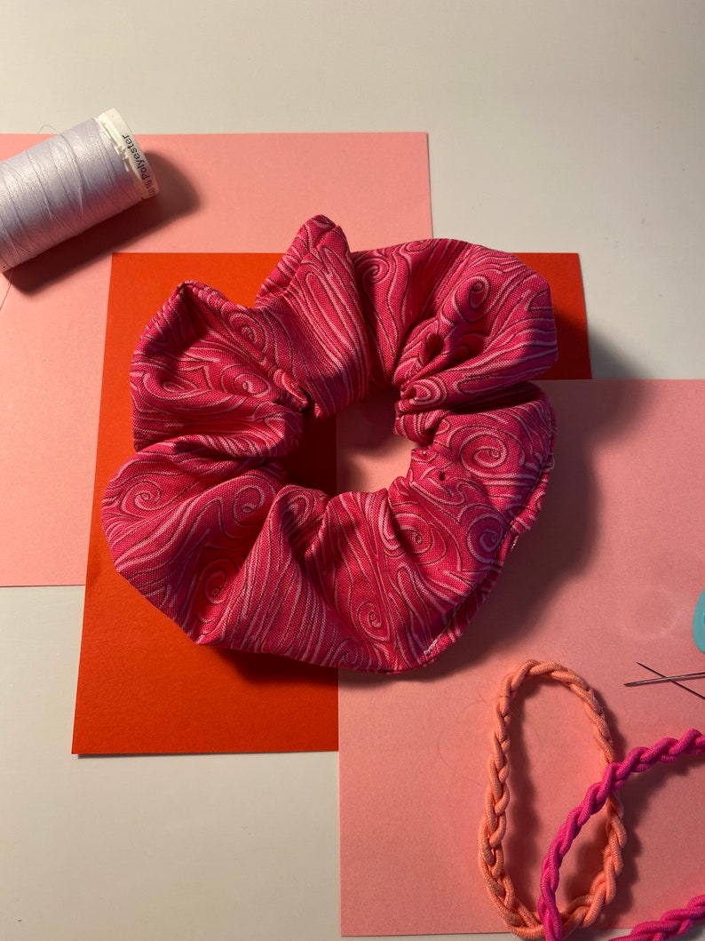 Valentines Day Scrunchie Cute Handmade Aesthetic Pink Scrunchie Pink Wavy Roses Scrunchie Valentines Day Gifts