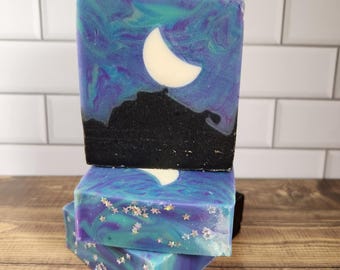Northern Lights Handcrafted Soap - vanilla and woods scented - Made in the Pacific Northwest!