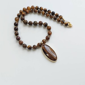 Tigers Eye Pendant Beaded Necklace Brown Crystal Tiger&#39;s Eye Gemstone Pendant Necklace Bead Necklace Tiger&#39;s Eye Jewelry Gift for Women