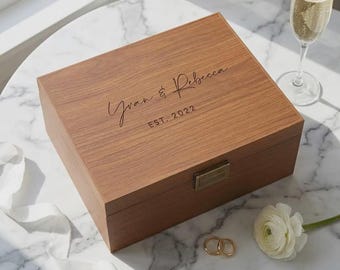 Coffret souvenir personnalisé, coffret gravé, coffret cadeau sur mesure, cadeau de naissance, coffret avec nom gravé, coffret souvenir, coffret cadeau rustique, cadeau pour garçon d'honneur