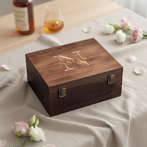 Personalized keepsake box, engraved box, custom gift box, shower gift, engraved name box, souvenir box, rustic gift box, groomsman gift