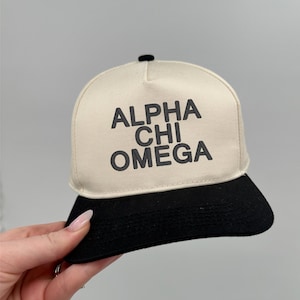 Cappello da camionista Alpha Chi Omega Sorority Puff / Cappellino ricamato con colori personalizzati / Grande regalo per sorellina