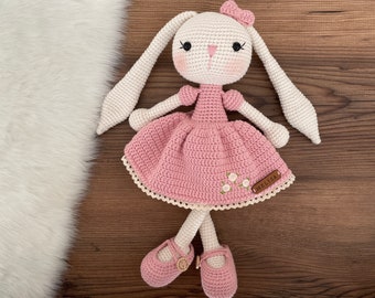 Bambola personalizzata coniglietto all'uncinetto / giocattoli per bambini personalizzati / cesto regalo per baby shower / giocattoli per bambini di 2 anni / coniglietto di Pasqua