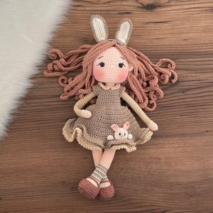 Häschen Mädchen | Handmade häkeln Amigurumi Bunny Girl Spielzeug | Namespuppe | Personalisierter Geschenkkorb | Geburtstagsgeschenkbox für sie