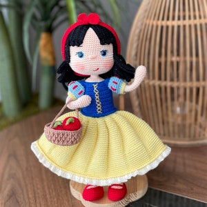 Snow White Doll | Handmade Crochet Princess Doll | Amigurumi Girl Toy | Custom Name Doll | Personalized Gift | Fairytale Doll