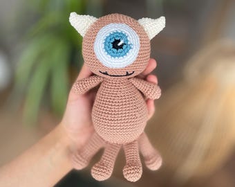 Gehäkelte Monster Amigurumi Stofftier: Little Mickey Alien Plüschtier