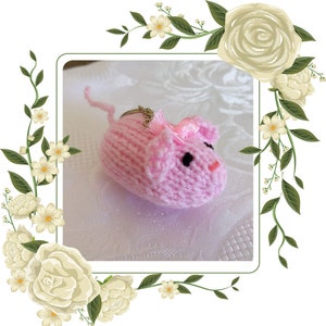 MOUSE KEYRING.  Knitted by Nana.  Safety Stuffing.  Other animals available with or without keyrings.