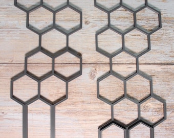 Extendable Honeycomb Plant Trellis | 3D Printed Hexagon Support | Stackable Vine Trellis with 6cm or 8cm Stakes | Modular Garden Accessory