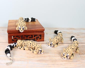 Flexi Spotted Cheetah Desk Buddy or Keychain - 3D Printed Articulated Safari Jungle Animal Fidget Toy