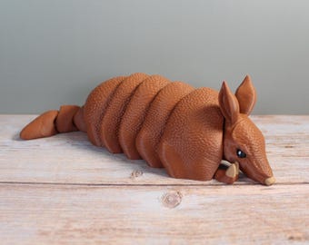 3D Printed Flexi Armadillo Toy – 5.25" or 9" Articulated Animal Figurine | Cute Collectible Fidget Pet, Desk Buddy, Stress Relief Gift